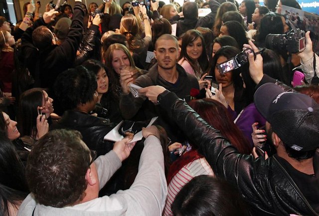 Fanki szaleją na widok chłopców z The Wanted (FOTO) Fanki szaleją na widok chłopców z The Wanted (FOTO)