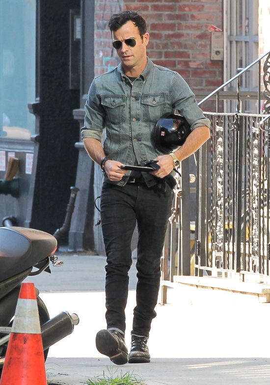 Justin Theroux na monsterze (FOTO) Justin Theroux na monsterze (FOTO)