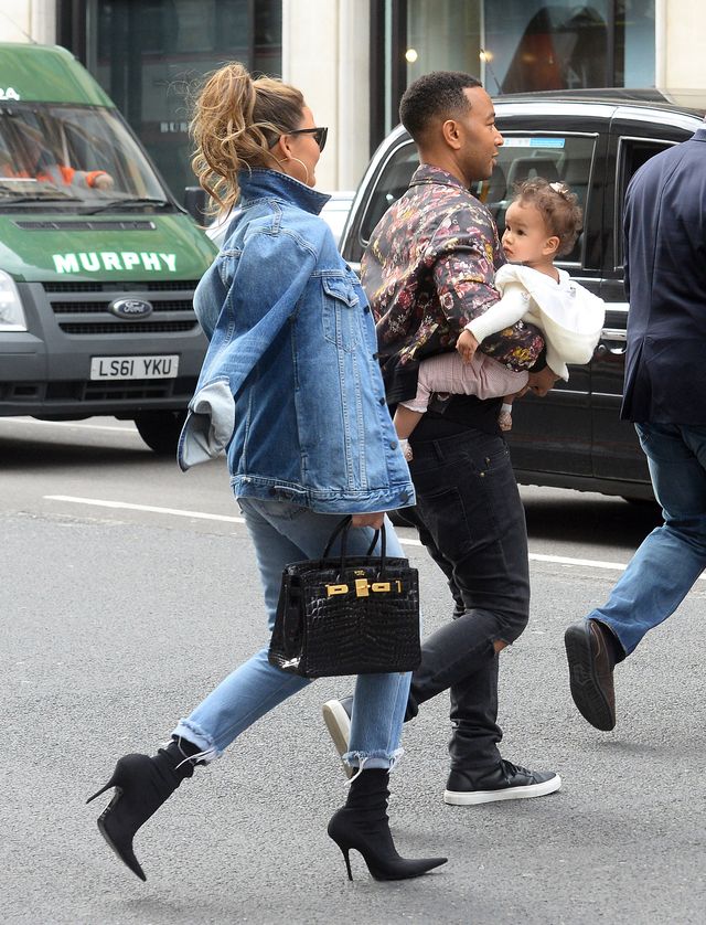 Chrissy Teigen jest W CIĄŻY! (Instagram)