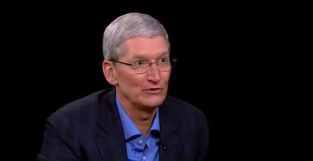Szef Apple'a. Tim Cook, zdradził, że jest gejem