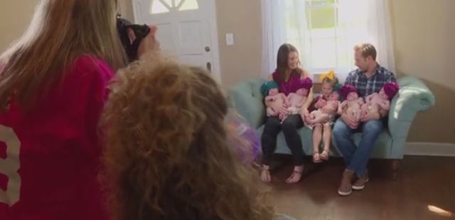 Danielle wygląda wspaniale po urodzeniu pięciraczek!