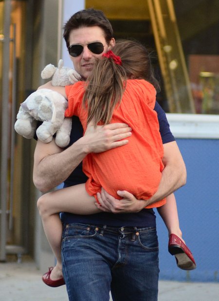 Tom Cruise obawia się testu na ojcostwo?