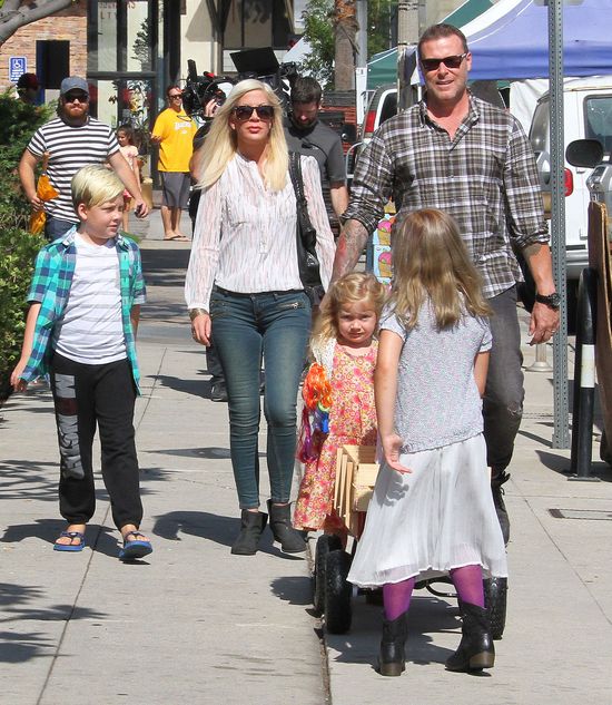 Tori Spelling skończyły się pomysły na przyciągnięcie uwagi?