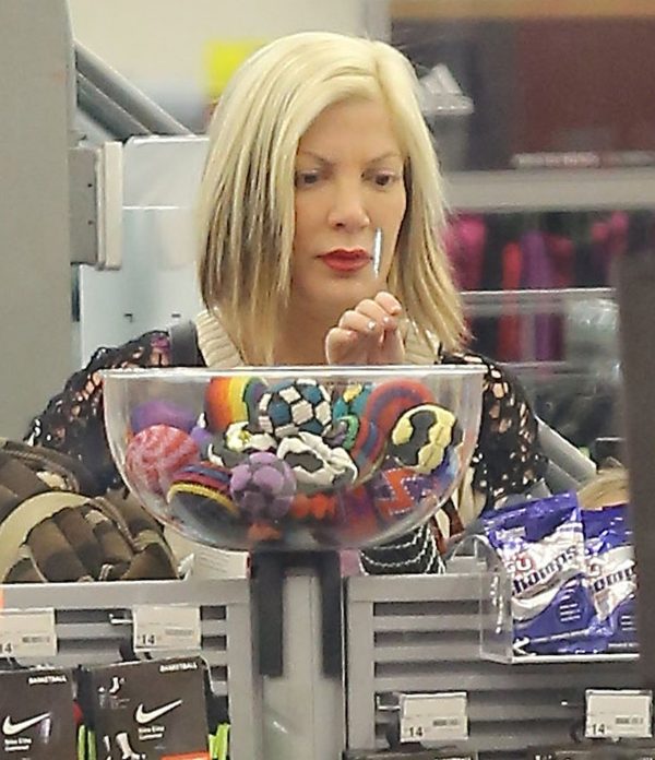 Tori Spelling jest zaniedbana? (FOTO)
