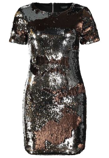 Kolejna porcja seksownej Khloe!