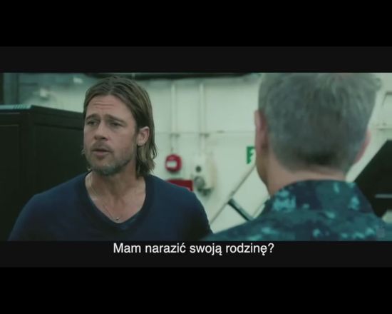HIT! Brad Pitt poluje na pangę w polskim supermarkecie VIDEO
