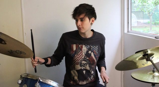 Ten chłopak zmienił płeć. Przemianę utrwalił na zdjęciach