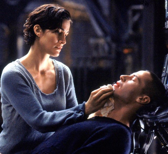 Pamiętacie Trinity z Matrixa? Zobaczcie, jak dziś wygląda