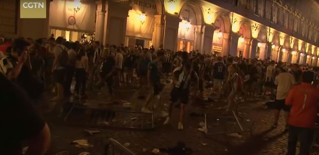 Polacy ranni podczas wybuchu paniki w Turynie