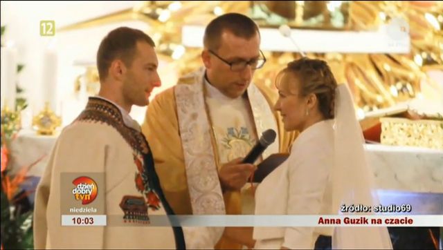 Mąż Anny Guzik jej nie ufa?