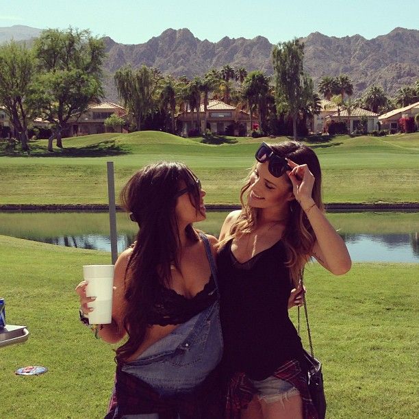 Marina Łuczenko bawi się na festiwalu Coachella (FOTO) Marina Łuczenko bawi się na festiwalu Coachella (FOTO)