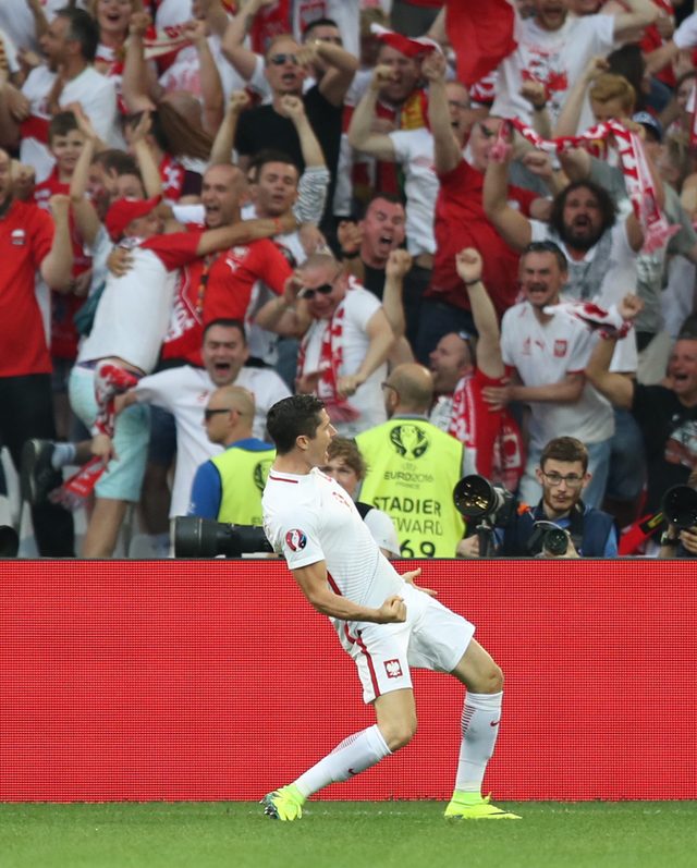 UEFA wszczęła postępowanie po meczu Polska - Portugalia UEFA wszczęła postępowanie po meczu Polska - Portugalia