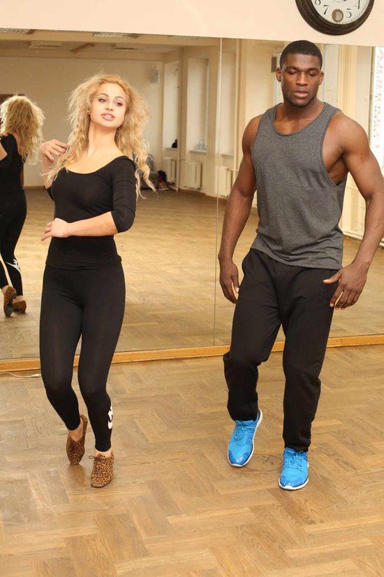 Izu Ugonoh trenuje z Hanną Żudziewicz do Tańca z gwiazdami 