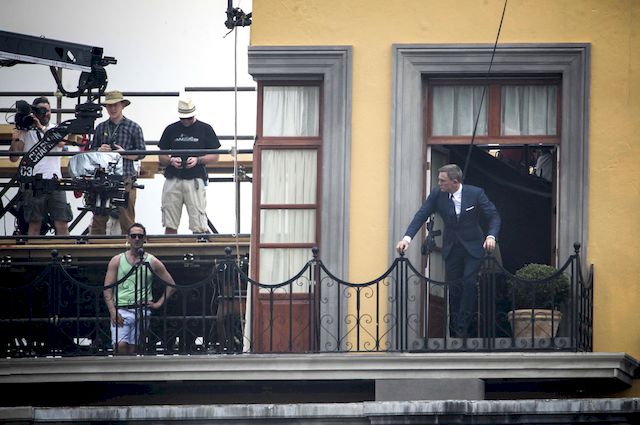 Daniel Craig wróci do roli Jamesa Bonda?! Zaproponowano mu niebotyczną sumę!