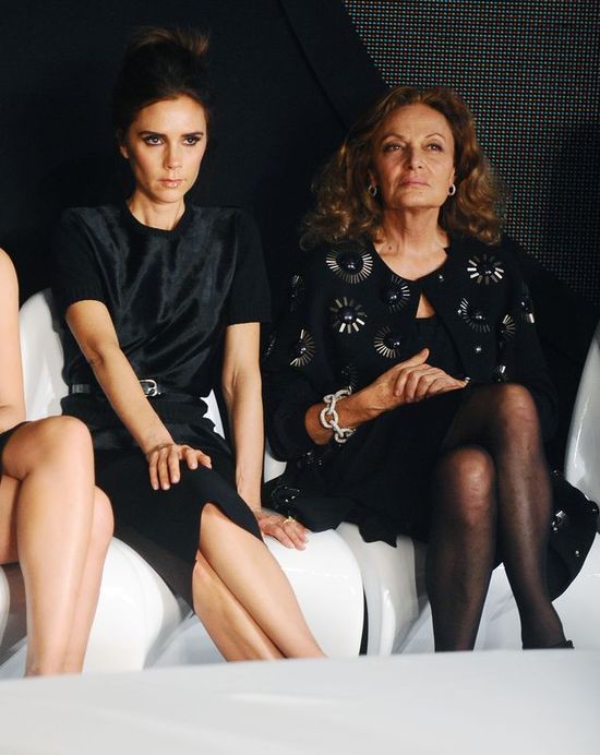 Victoria Beckham obok słynnych projektantek (FOTO)