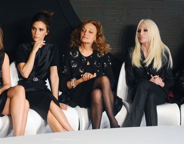 Victoria Beckham obok słynnych projektantek (FOTO)
