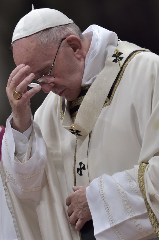 Papież do polskich duchownych: cennik za posługi, to BARBARZYŃSTWO!