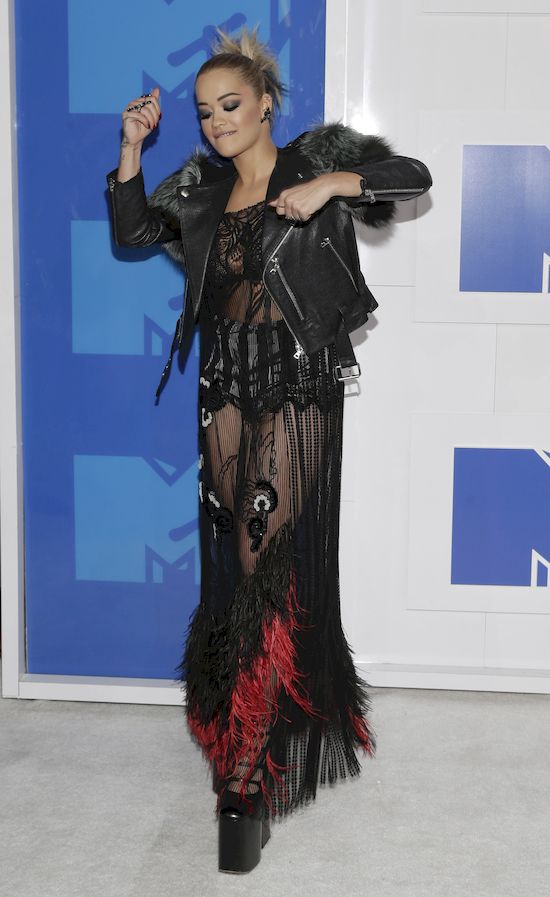 17 momentów z MTV VMA 2016, których nie zobaczyliście w TV w GIFACH!