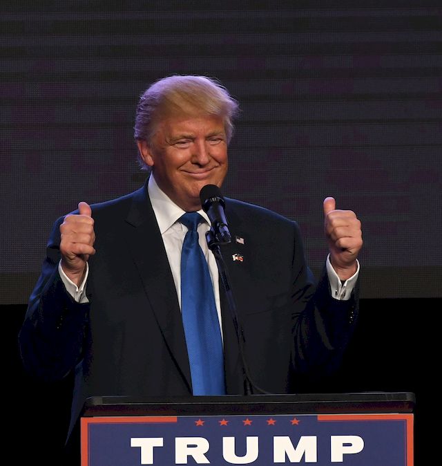 Kim Kardashian zagłosuje na... Donalda Trumpa?!