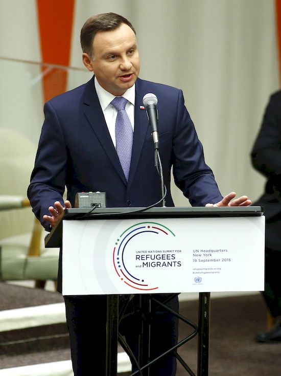 Nie zgadniesz, do kogo Andrzej Duda był podobny w młodości! (FOTO)