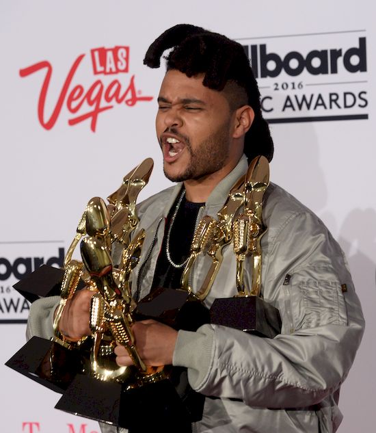 Selena Gomez i The Weeknd chcą Wam COŚ powiedzieć!