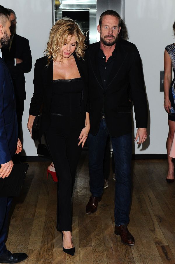 Polskie gwiazd z USA promują pomoc dla psiaków i swoje seksowne kształty (FOTO)