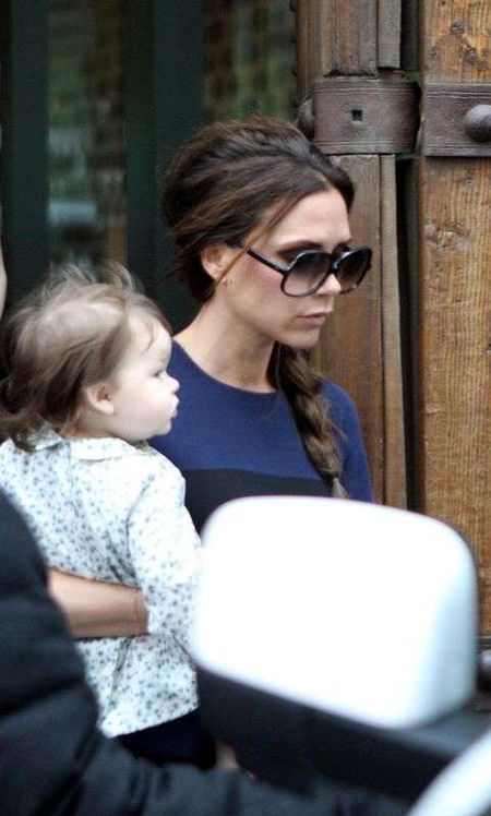 Victoria Beckham z córką Harper próbują kuchni chińskiej Victoria Beckham z córką Harper próbują kuchni chińskiej