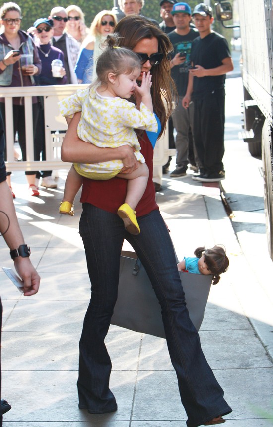 Harper Seven już ma dość paparazzich? (FOTO)