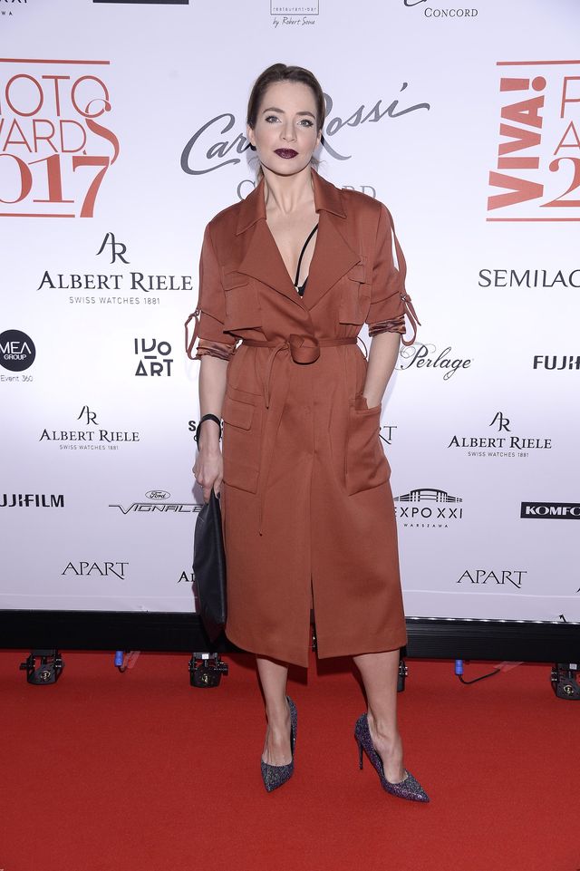 Komu i co wylało się z dekoltu na gali Viva Photo Awards? (ZDJĘCIA)