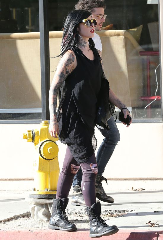 Kat Von D i jej makabryczny tort dla przyjaciół (VIDEO)