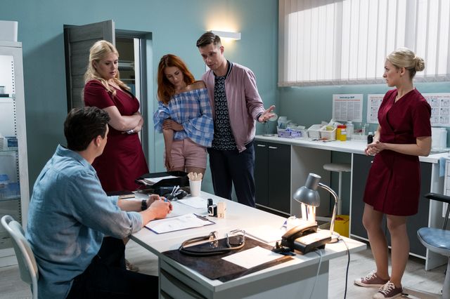 Barbara Kurdej-Szatna w sukni ślubnej (ZDJĘCIA+VIDEO) Barbara Kurdej-Szatna w sukni ślubnej (ZDJĘCIA+VIDEO)