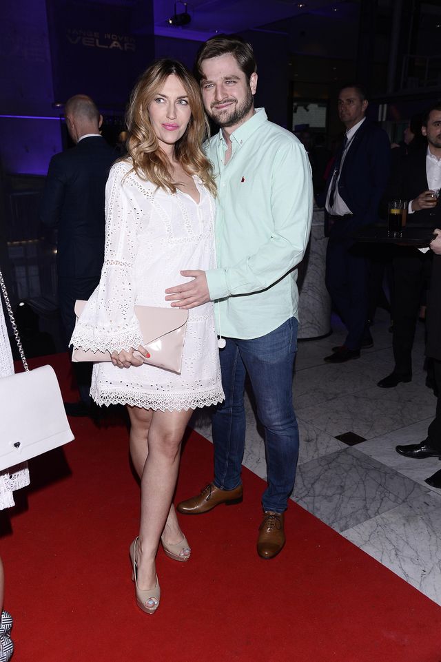 Data porodu zbliża się wielkimi krokami - polska aktorka z brzuszkiem na ściance