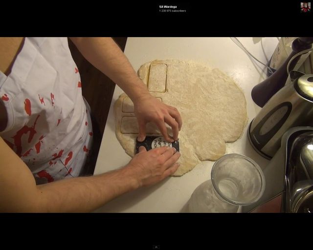 SA Wardęga z ciasteczkowym telefonem unika mandatu VIDEO