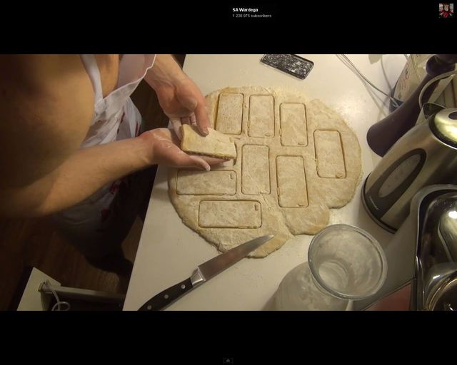 SA Wardęga z ciasteczkowym telefonem unika mandatu VIDEO