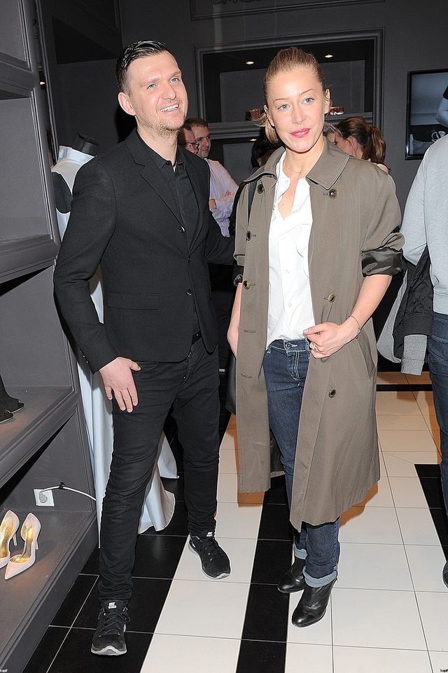 Celebrytki pozują z butami od Zienia (FOTO) Celebrytki pozują z butami od Zienia (FOTO)