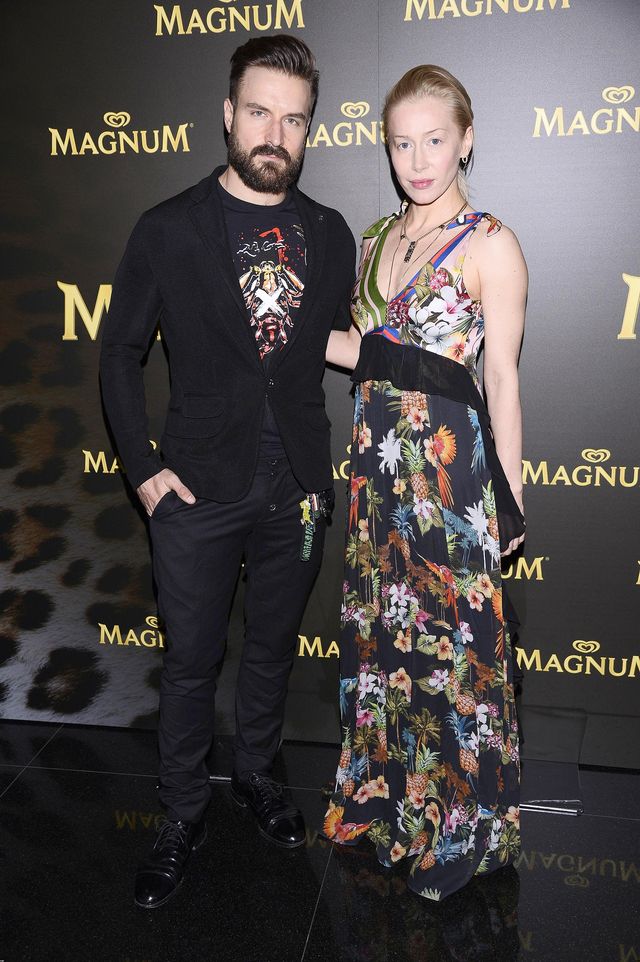 Jak mąż Warnke reaguje na odważne sceny seksu swojej żony?