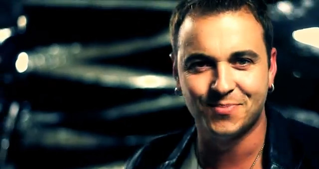 Lider zespołu Weekend zaczynał od punk rocka (VIDEO)