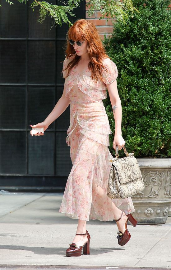 Florence Welch w Nowym Jorku (FOTO) Florence Welch w Nowym Jorku (FOTO)