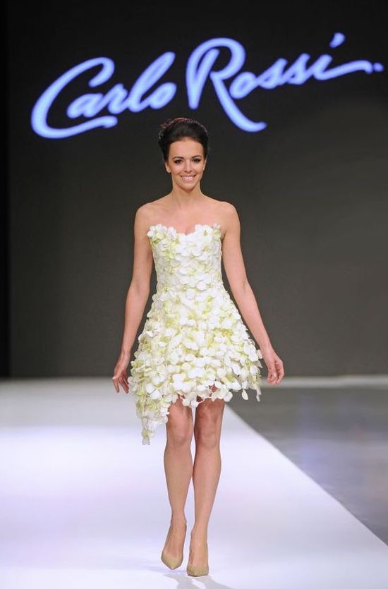 Lubert i Wendzikowska w sukniach ze storczyków (FOTO) Lubert i Wendzikowska w sukniach ze storczyków (FOTO)