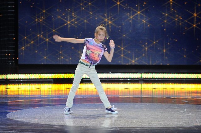 Kinder niespodzianka w Tylko taniec