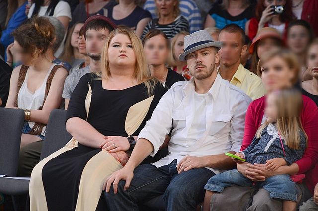 Weronika Grycan w sukience z rozcięciem do uda (FOTO)