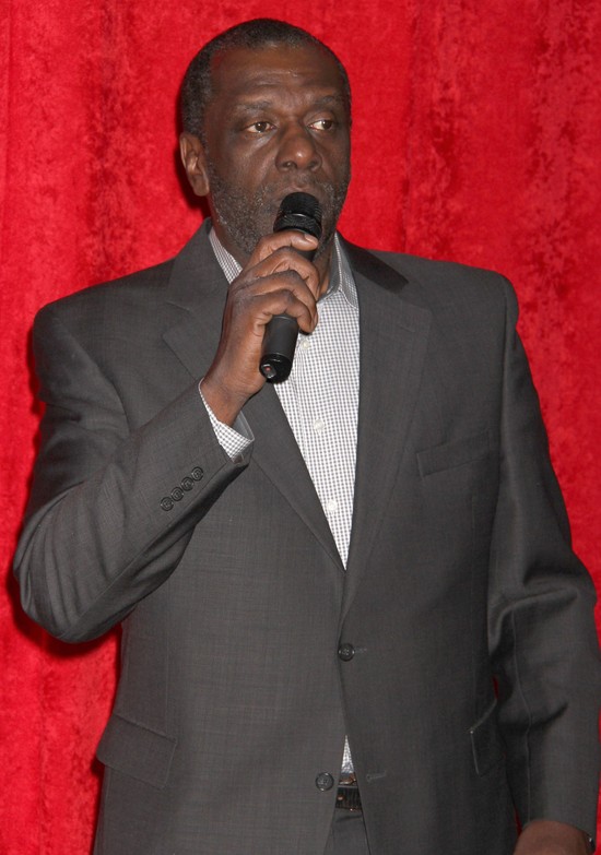 Zaprezentowano cztery figury woskowe Whitney Houston (FOTO)