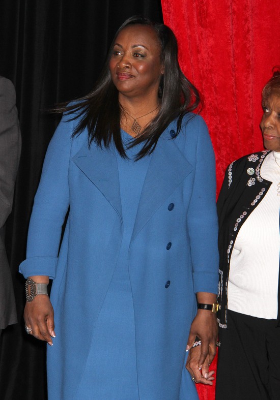 Zaprezentowano cztery figury woskowe Whitney Houston (FOTO)