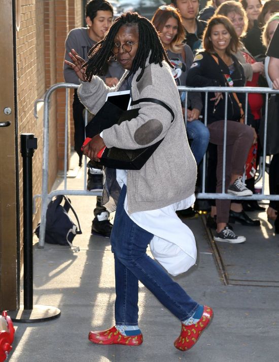 Whoopi Goldberg znów puściła bąka na wizji [VIDEO]