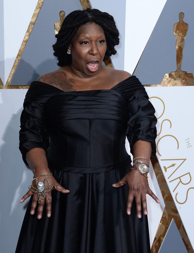 Pająk i tatuaże na czerwonym dywanie oscarowej gali (FOTO)