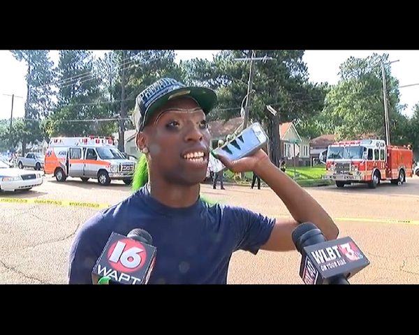 Ruby Evans HITEM SIECI! Mówi bardziej kolorowo niż wygląda Ruby Evans HITEM SIECI! Mówi bardziej kolorowo niż wygląda