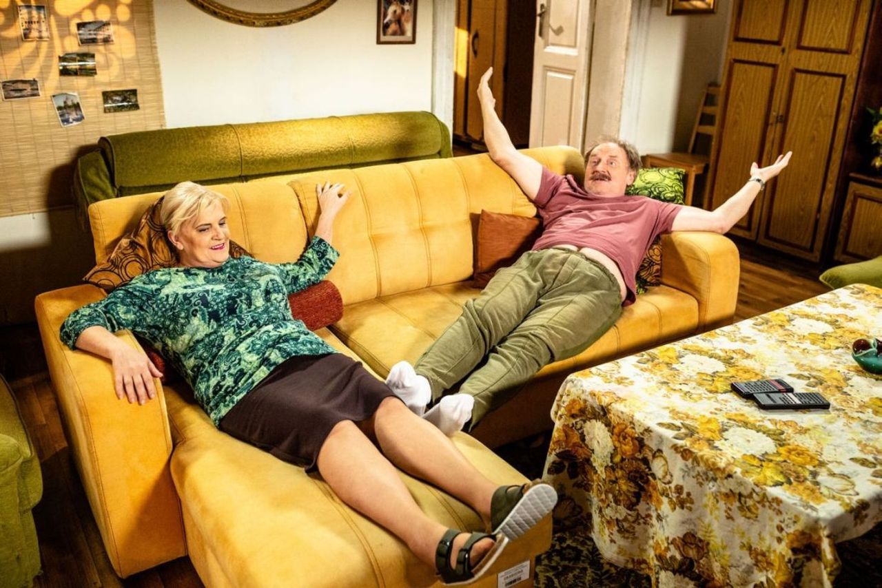 Świat według Kiepskich: Halinka dekoratorem wnętrz!