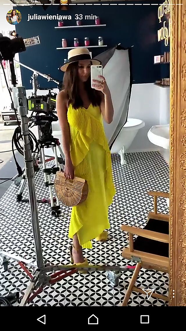 KANARKOWA stylizacji Julii Wieniawy w Cannes (Instagram)