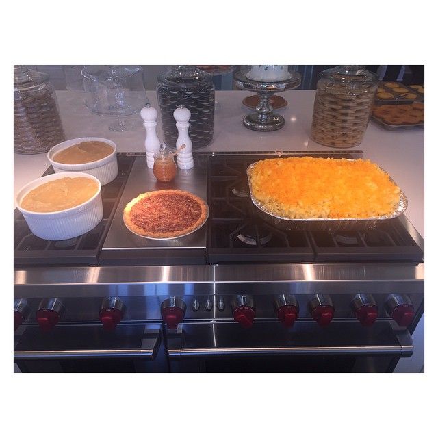 Kim i Kanye nie pojawili się na świątecznym obiedzie u Khloe Kim i Kanye nie pojawili się na świątecznym obiedzie u Khloe