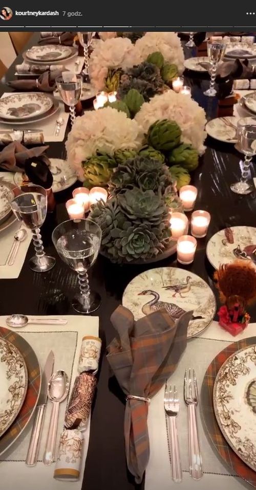 Scott Disick Święto Dziękczynienia spędził z Kourtney i dziećmi (ZDJĘCIA) Scott Disick Święto Dziękczynienia spędził z Kourtney i dziećmi (ZDJĘCIA)